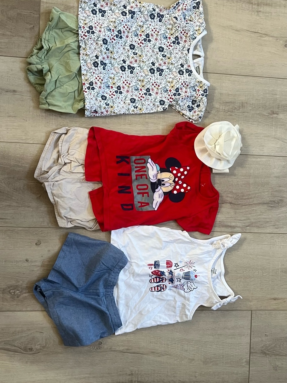 4T Summer GirlsRed Minnie Mouse "One of a Kind" Toddler Tee - Cute Character Top
